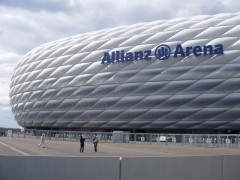 Flying-Cam, Close Range Aerial Filming, Munich Love's You