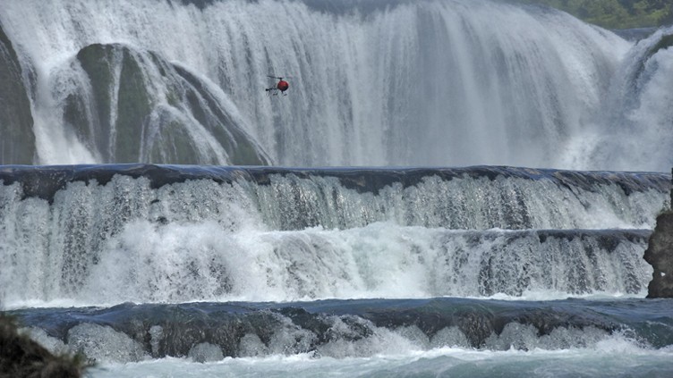Flying-Cam, Close Range Aerial Filming